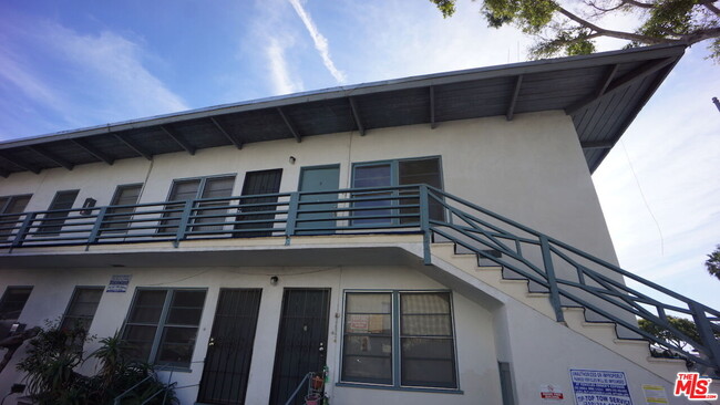Building Photo - 3712 S Centinela Ave