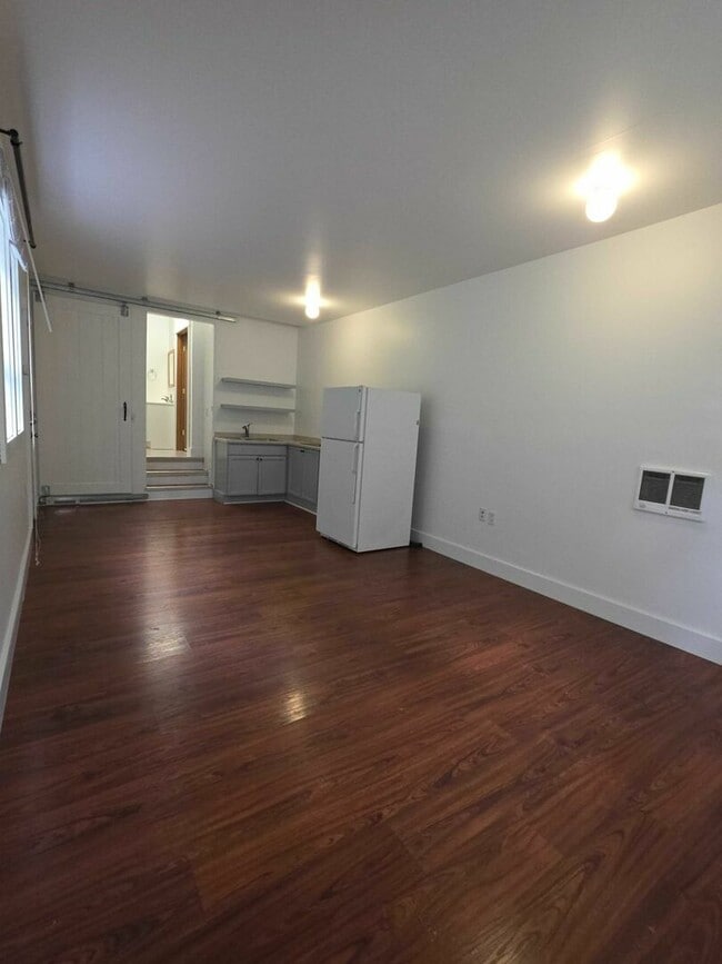 Building Photo - 1212 S 3rd St