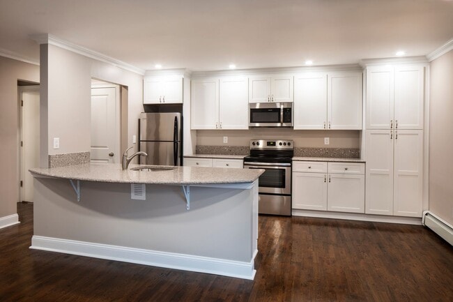 Interior Photo - Westwood Manor: In-Unit Washer & Dryer, Cold Water Included, Cat & Dog Friendly, and Walk-In Clos...