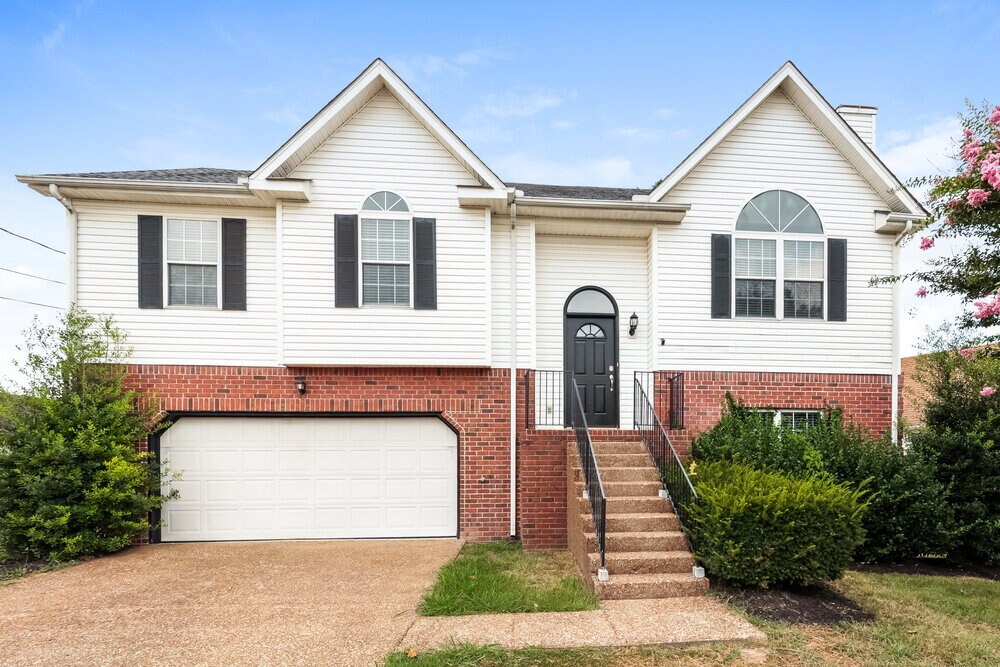 Foto principal - 6312 Wildgrove Dr
