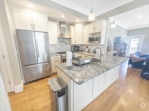 Building Photo - 417 Putnam Ave