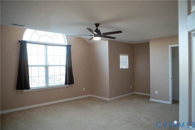 Building Photo - 2112 Lindsey Gabriel Dr