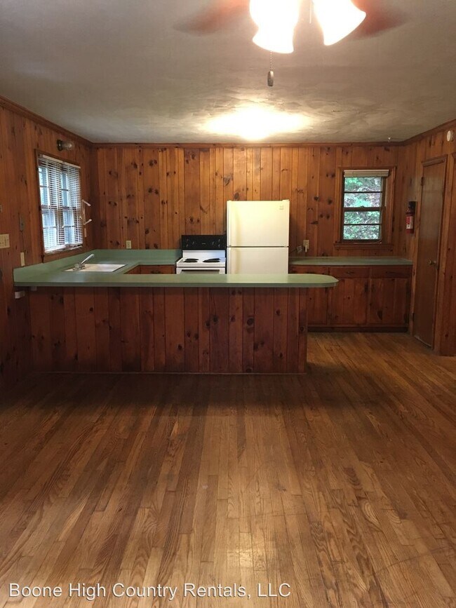 Building Photo - 1 br, 1 bath House - 116 Rustic Lane