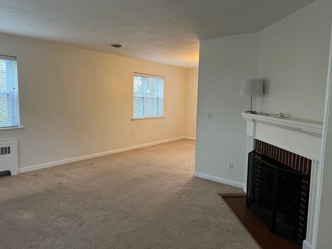 Foto del edificio - 405 Hemlock Dr SE