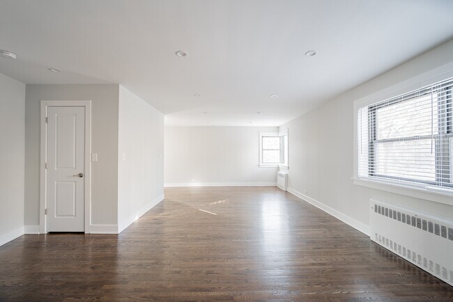 Foto del edificio - 7350 N Sheridan Rd