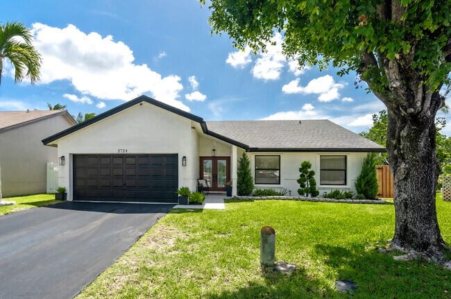 Building Photo - 2724 NW 124th Ave