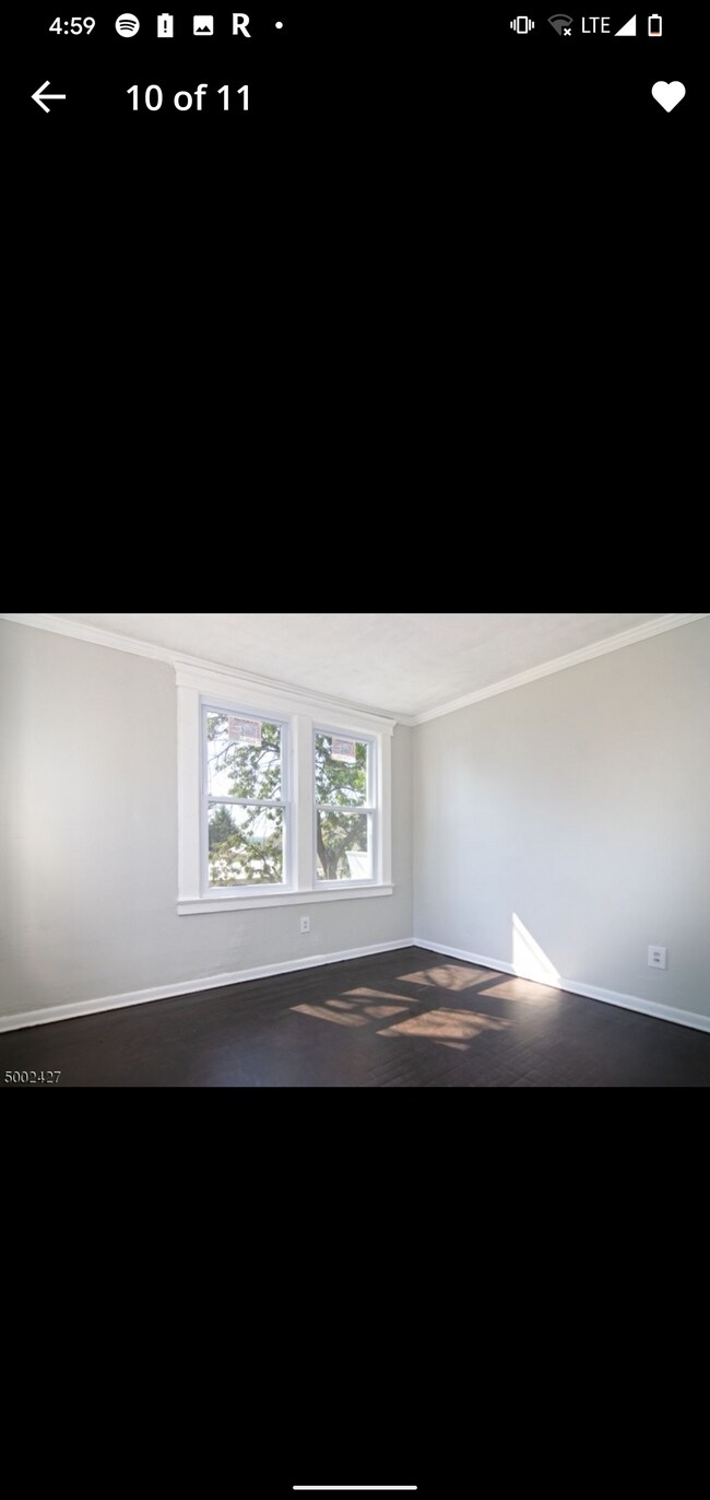 Foto del edificio - 304 Berkshire Ave