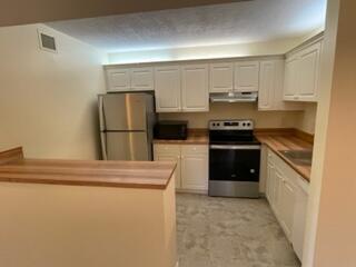 Foto del edificio - 6504 Chasewood Dr