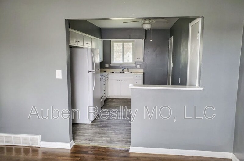Foto del edificio - 5247 Hadley St