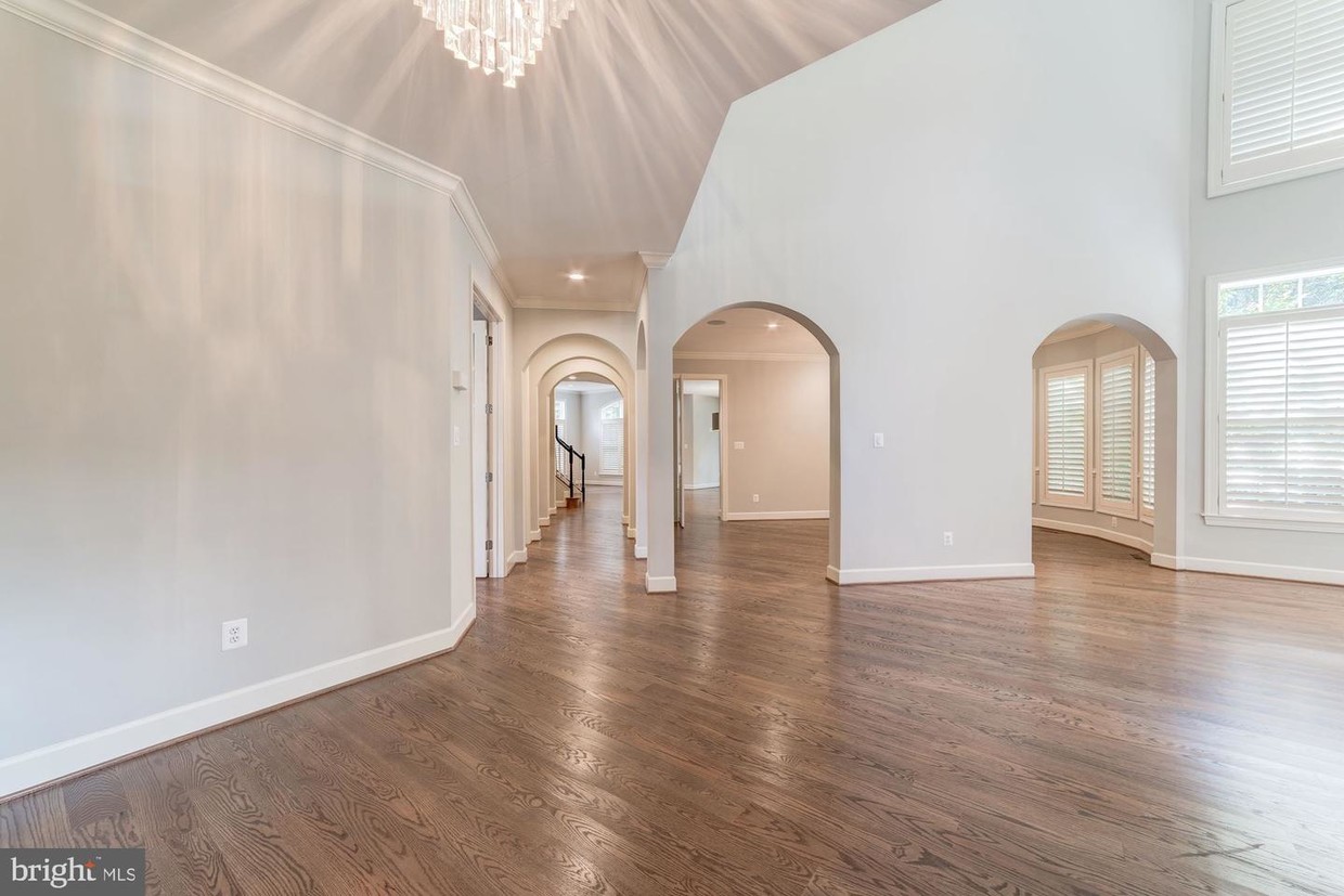 1472 Carrington Ridge Ln, Vienna, VA 22182 House Rental in Vienna, VA