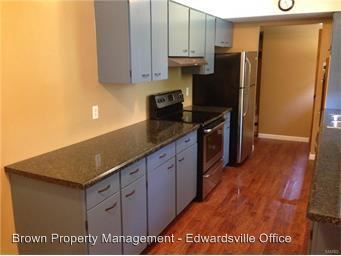 Building Photo - 129 Saint Clair Dr