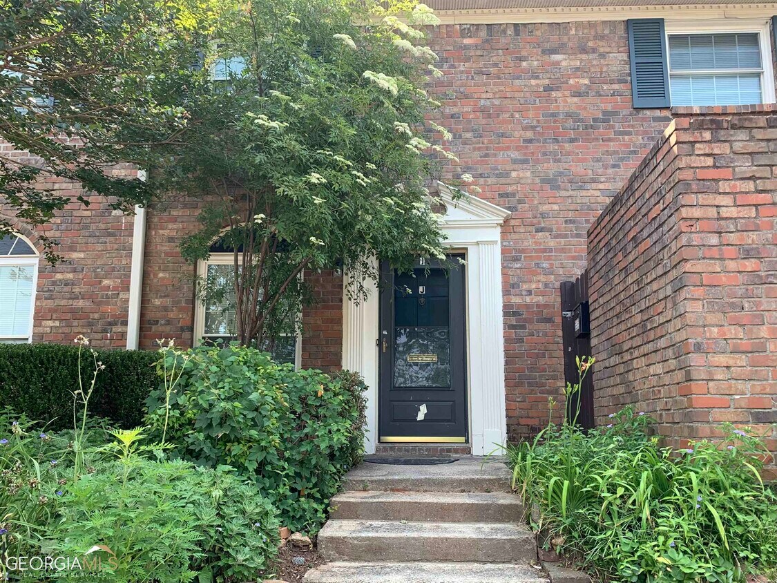 3549 Old Chamblee Tucker Rd Unit J, Atlanta, GA 30340 Condo for Rent in Atlanta, GA