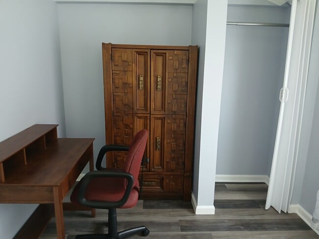 Foto del edificio - 204 Southwood Rd