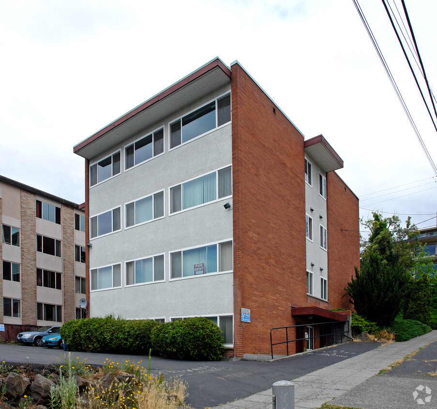 Building Photo - Vali Loa Apartments