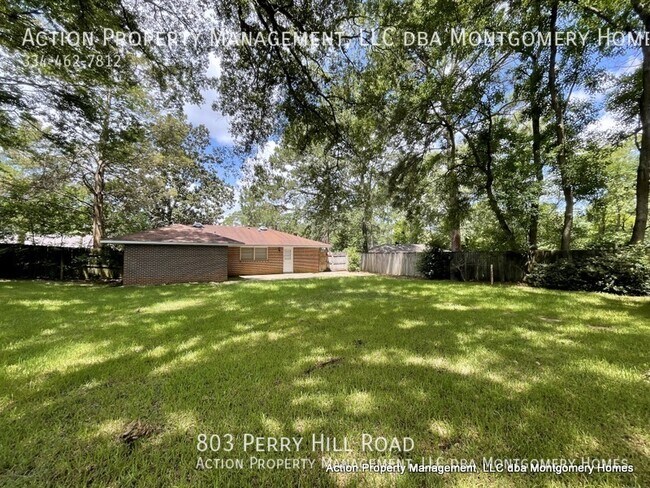 Foto del edificio - 803 Perry Hill Rd