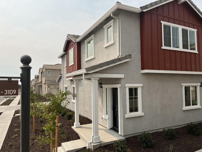 Foto del edificio - 3093 Pruett Dr