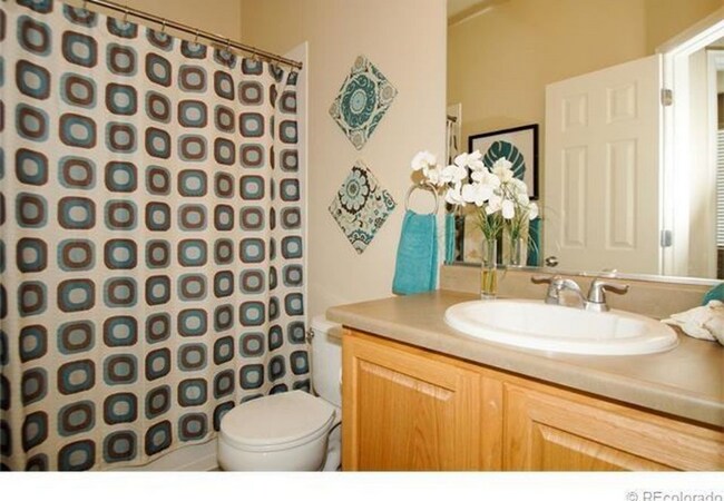 Foto del edificio - 3645 Desert Ridge Cir