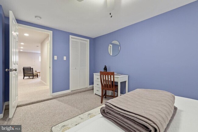 Foto del edificio - 627 Lamont St NW