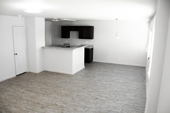 Building Photo - Tesoro Hills - 8522 Tesoro Hills, San Anto...