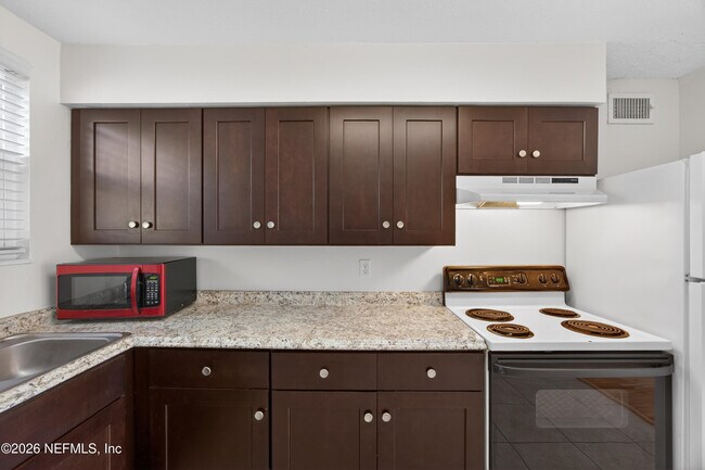 Foto del edificio - 2619 Parental Home Rd