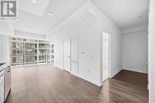 Building Photo - 4010 Eglinton Ave W