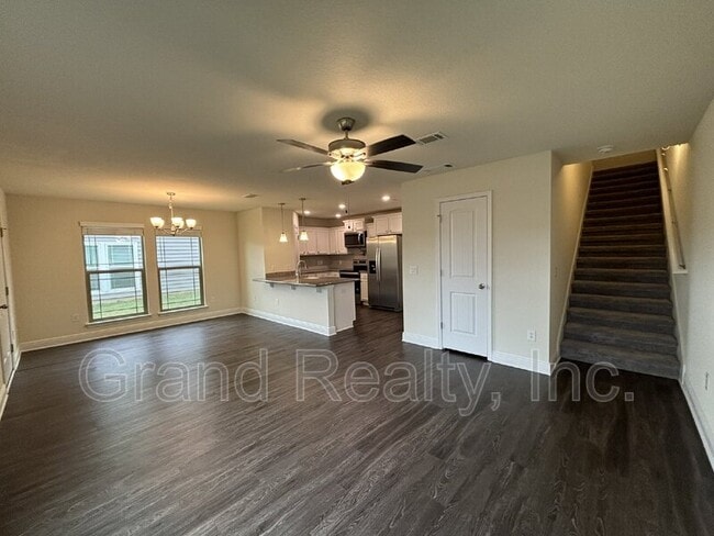 Building Photo - 4393 Village Oak Ln