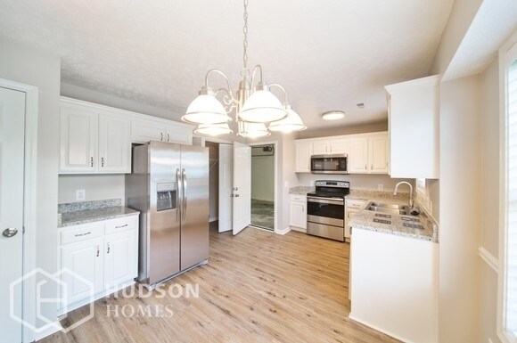 Foto del edificio - NOW AVAILABLE! - 4106 Lenore Ln, Smyrna, T...