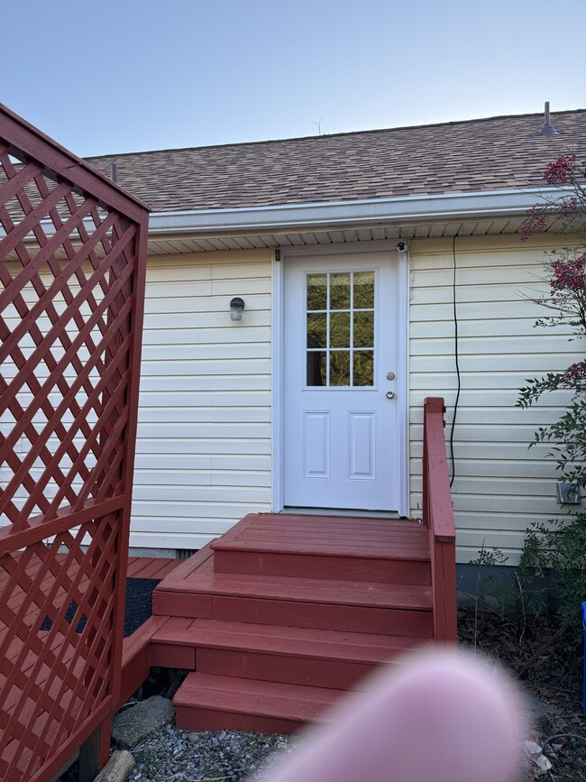 Building Photo - 14065 Travilah Rd