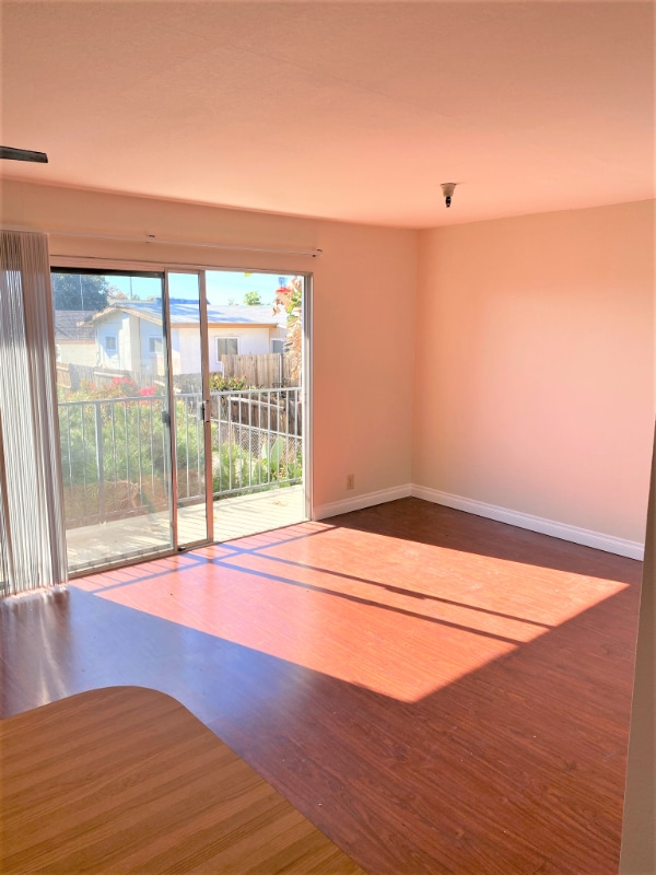 Building Photo - 147 Avenida Serra