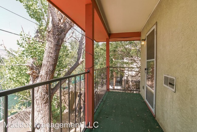 Building Photo - 12837 Dorado Dr SE