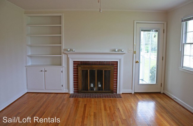 Building Photo - 2 br, 1 bath House - 202 King Street