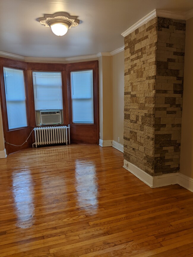 Living Room - 11 Fulton Ave