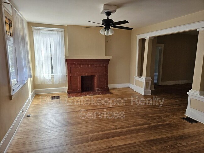 Foto del edificio - 3429 Ruther Ave