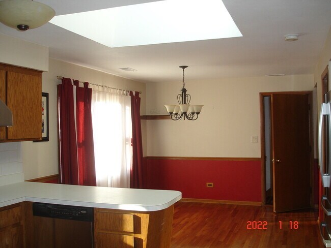 Foto del edificio - 7854 W Cahill Terrace