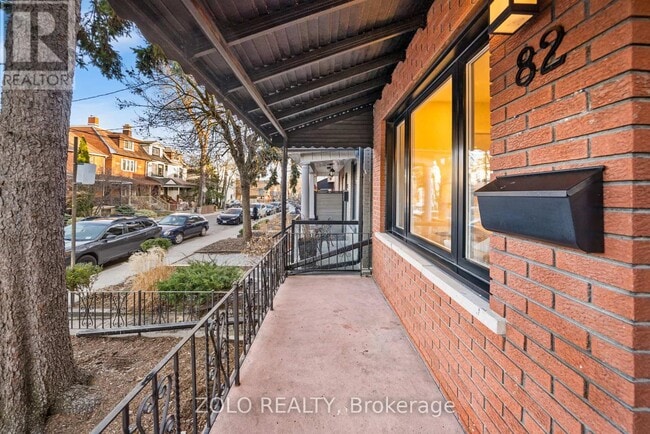 Building Photo - 82 Bellwoods Ave