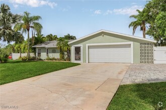 Building Photo - 10230 Sandy Hollow Ln
