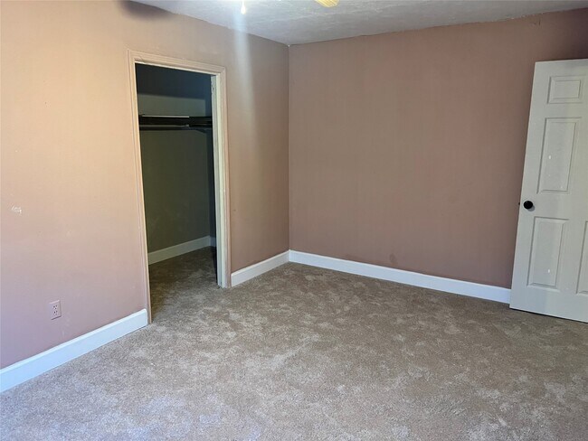 Foto del edificio - 12239 W Village Dr