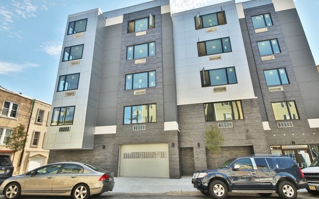 Building Photo - 5208 Polk St