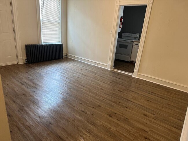 Photo - 109 Windsor St Apartment