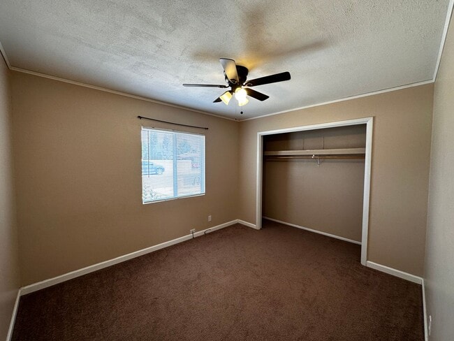 Foto del edificio - 2116 Club Ave