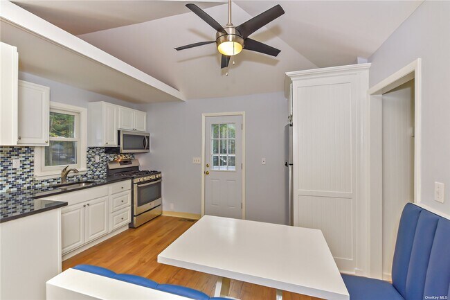 Foto del edificio - 31 East Dr