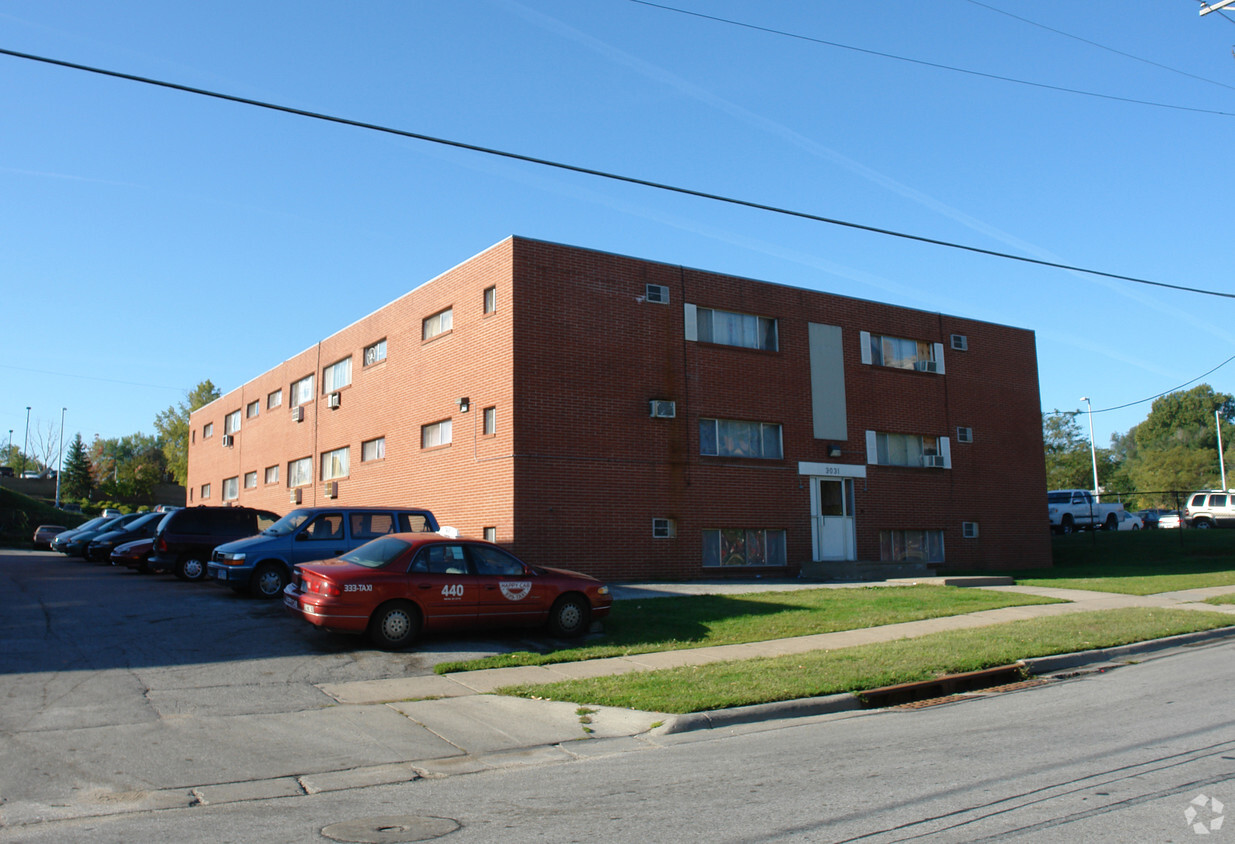 Burt Street Apartments