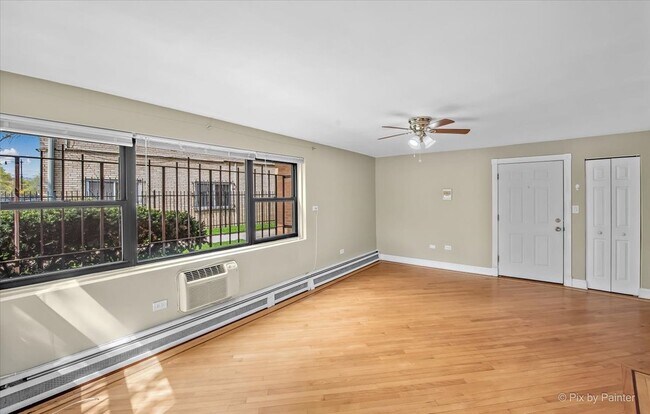 Foto del edificio - 7608 N Rogers Ave