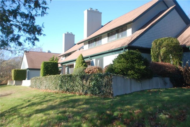 Building Photo - 45 Shadow Farm Way