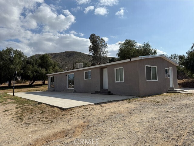 Primary Photo - 27675 Dales St