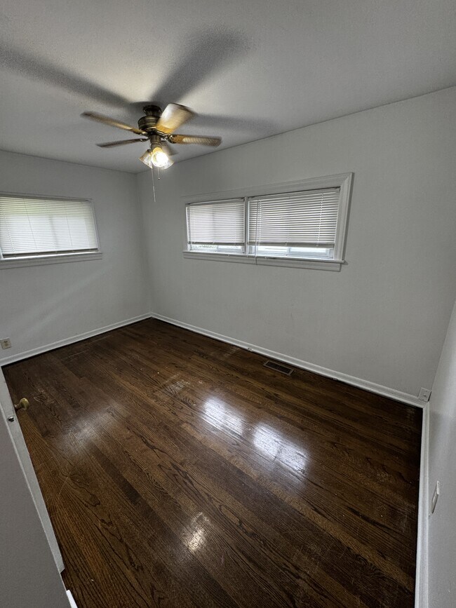 Building Photo - 2664 Vigo St