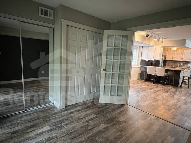 Foto del edificio - 1 Bedroom Condo in Minnetonka