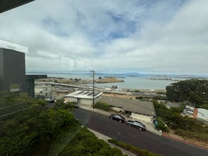 Building Photo - 721 Hillside Ave