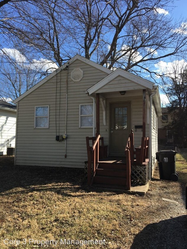 Primary Photo - 2 br, 1 bath House - 407 E. Cherry Street