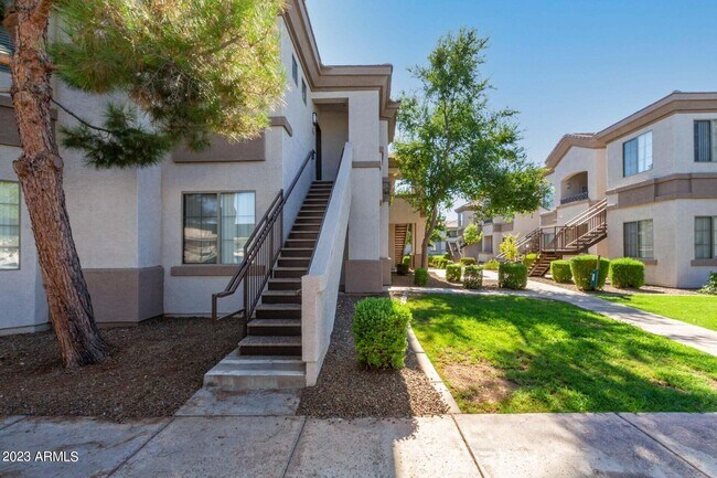 Foto del edificio - 1941 Pierpont Dr